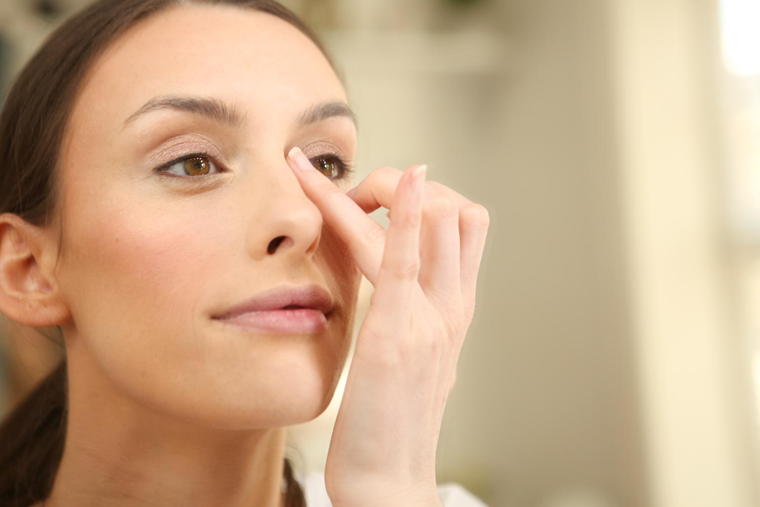 ExternalLink 4 Eye Concealers beauty advice by Kristina Gasperas