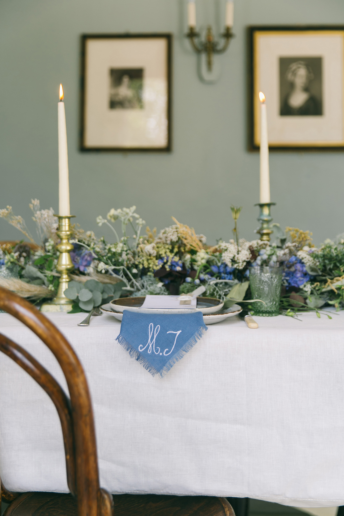 10 Seashore and coastal inspired wedding table setting ideas by stylist Nancy Straughan