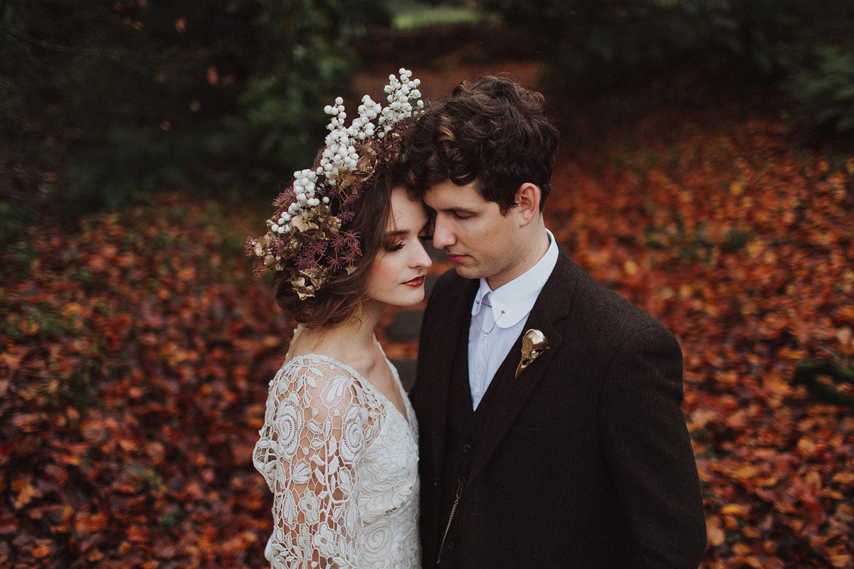 104 Serene and enchanting Autumnal bridal fairytale