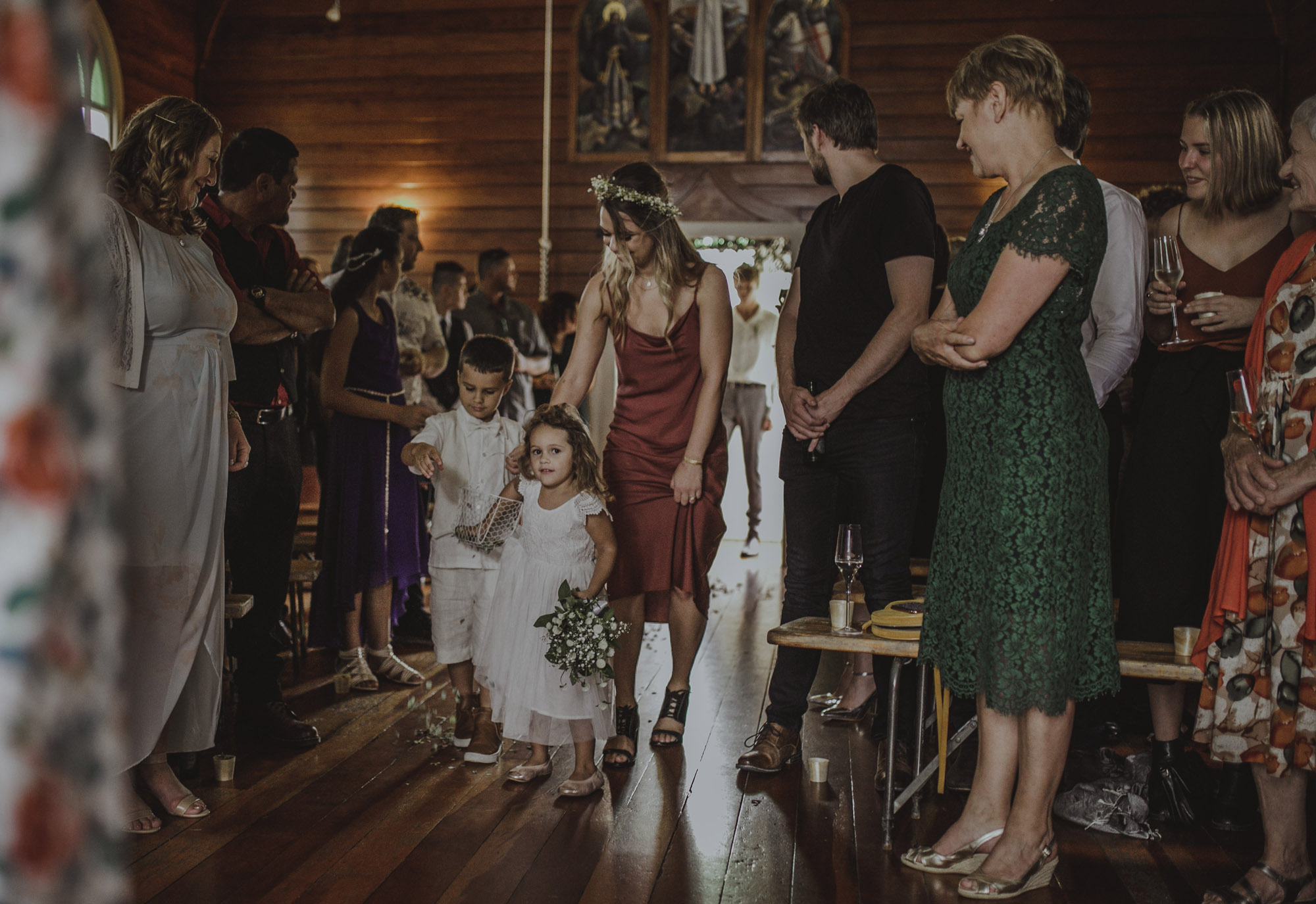 17 A low key New Zealand Estate wedding with a bohemian vintage vibe