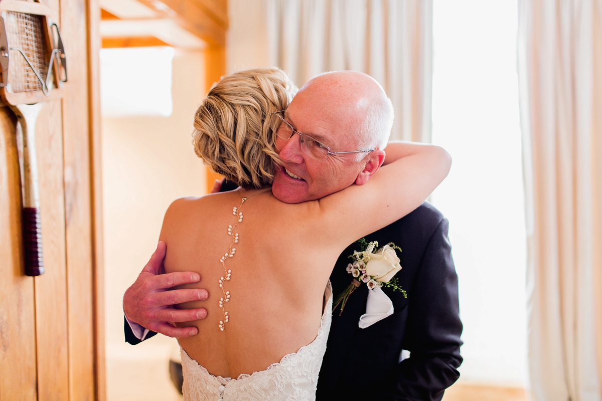 17 An Essence of Australia gown for an Oxfordshire barn wedding - An Essense of Australia Gown for a Bride with Short Hair and her Rustic Oxfordshire Barn Wedding 17 An Essence of Australia gown for an Oxfordshire barn wedding