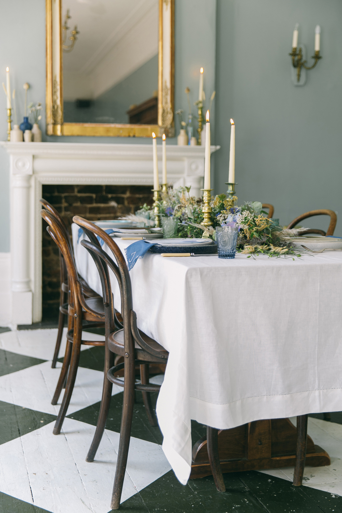 18 Seashore and coastal inspired wedding table setting ideas by stylist Nancy Straughan