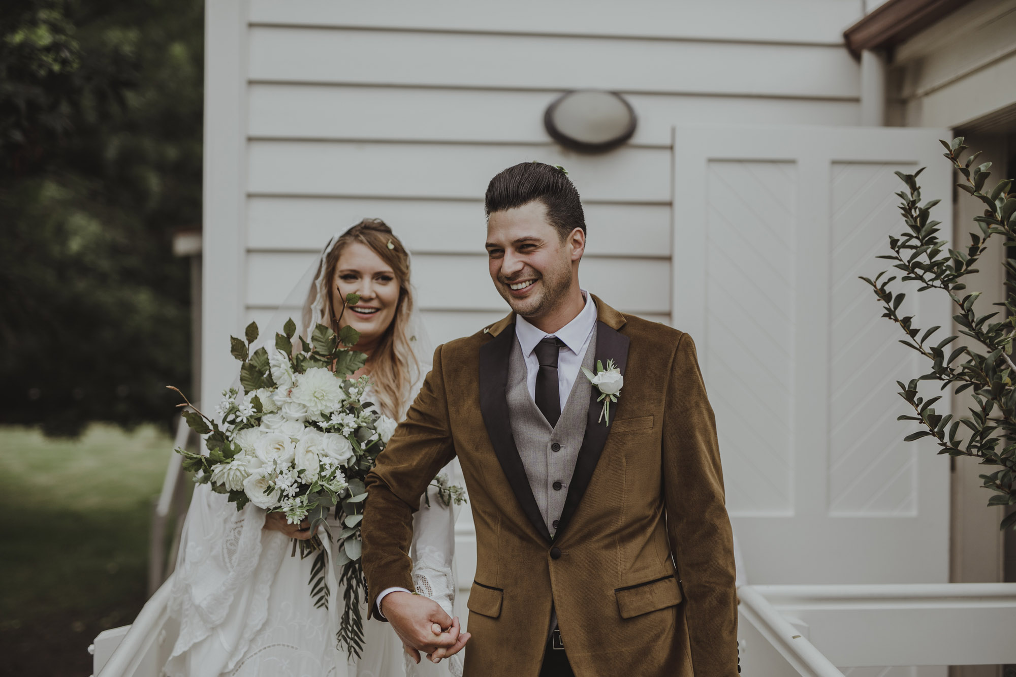 26 A low key New Zealand Estate wedding with a bohemian vintage vibe