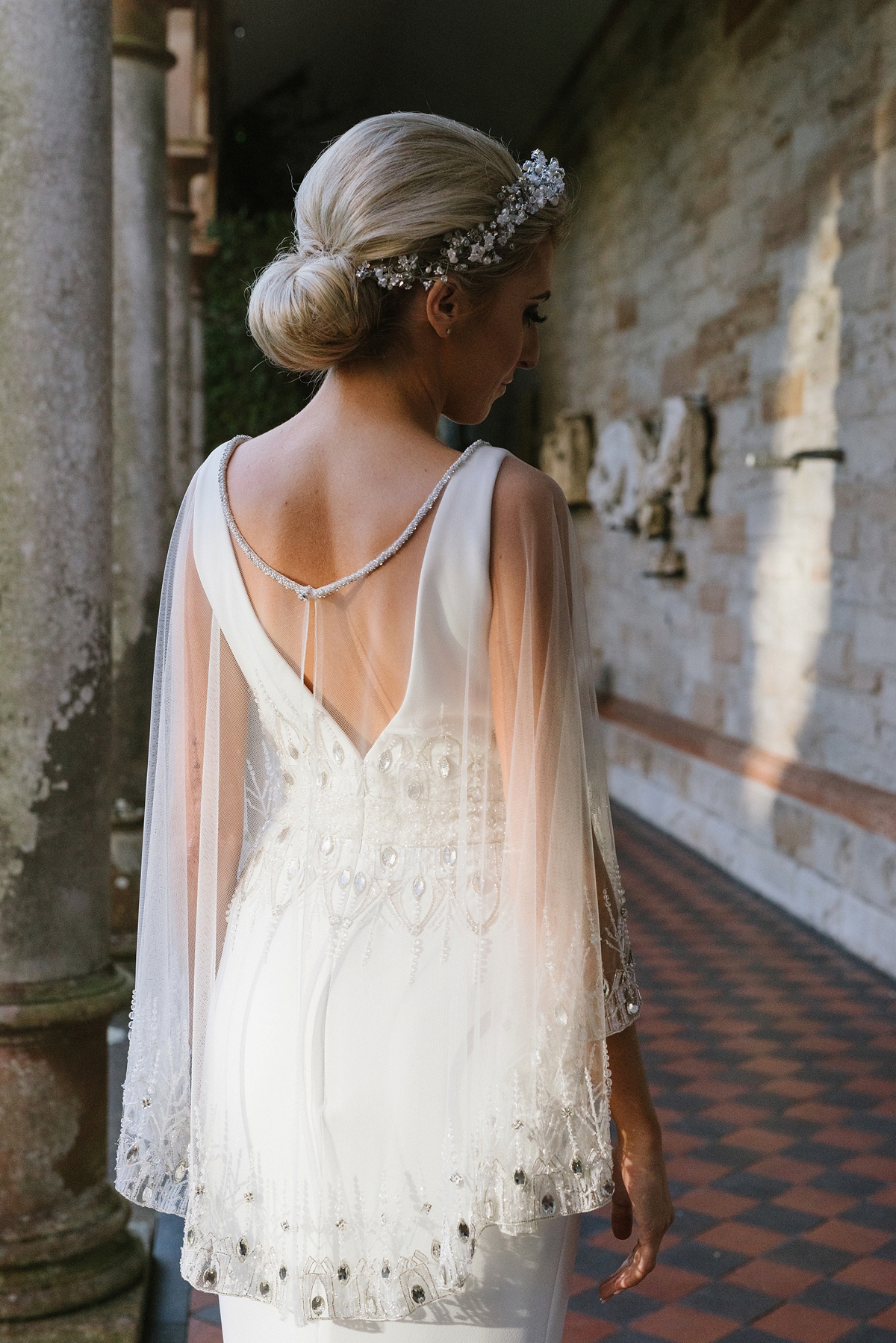 33 A Badgley Mischka Dress for a Timeless Irish Castle wedding