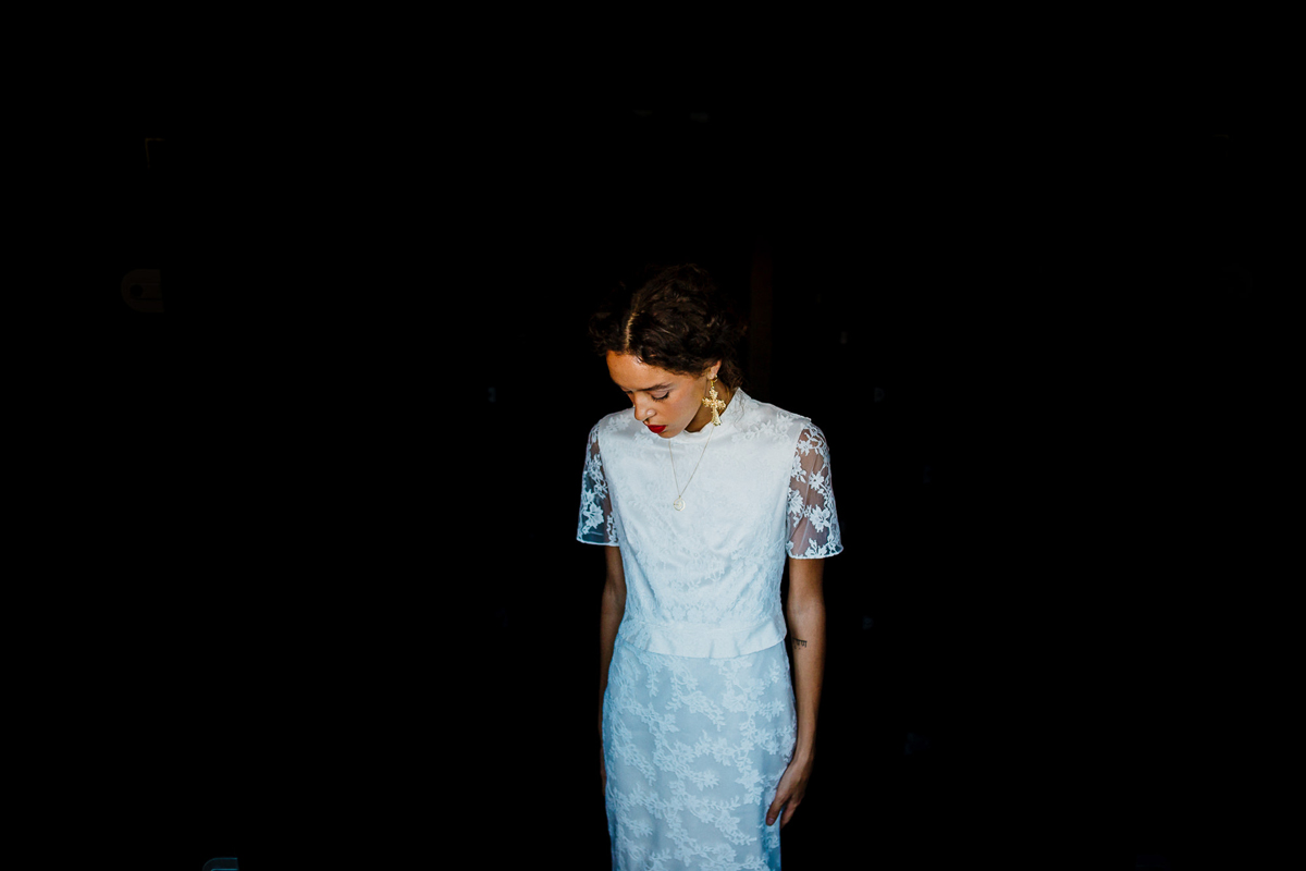 37 A modern day Baz Luhrmann inspired Romeo Juliet wedding editorial by The Wedding Enthusiast