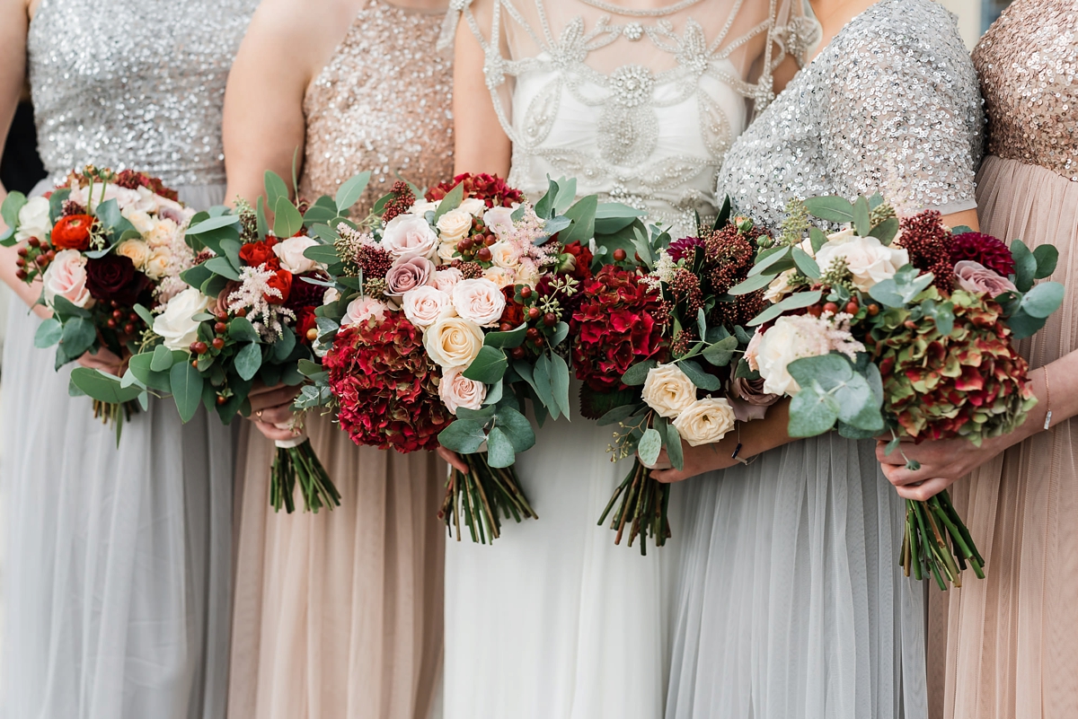 38 Autumn wedding bouquets by Michelle Gledhill. Images by Su Ann Simon