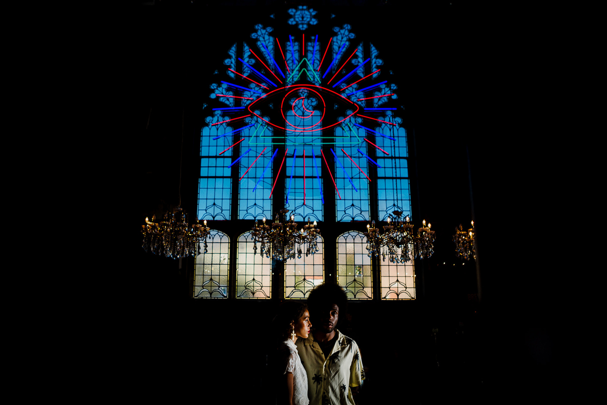 41 A modern day Baz Luhrmann inspired Romeo Juliet wedding editorial by The Wedding Enthusiast