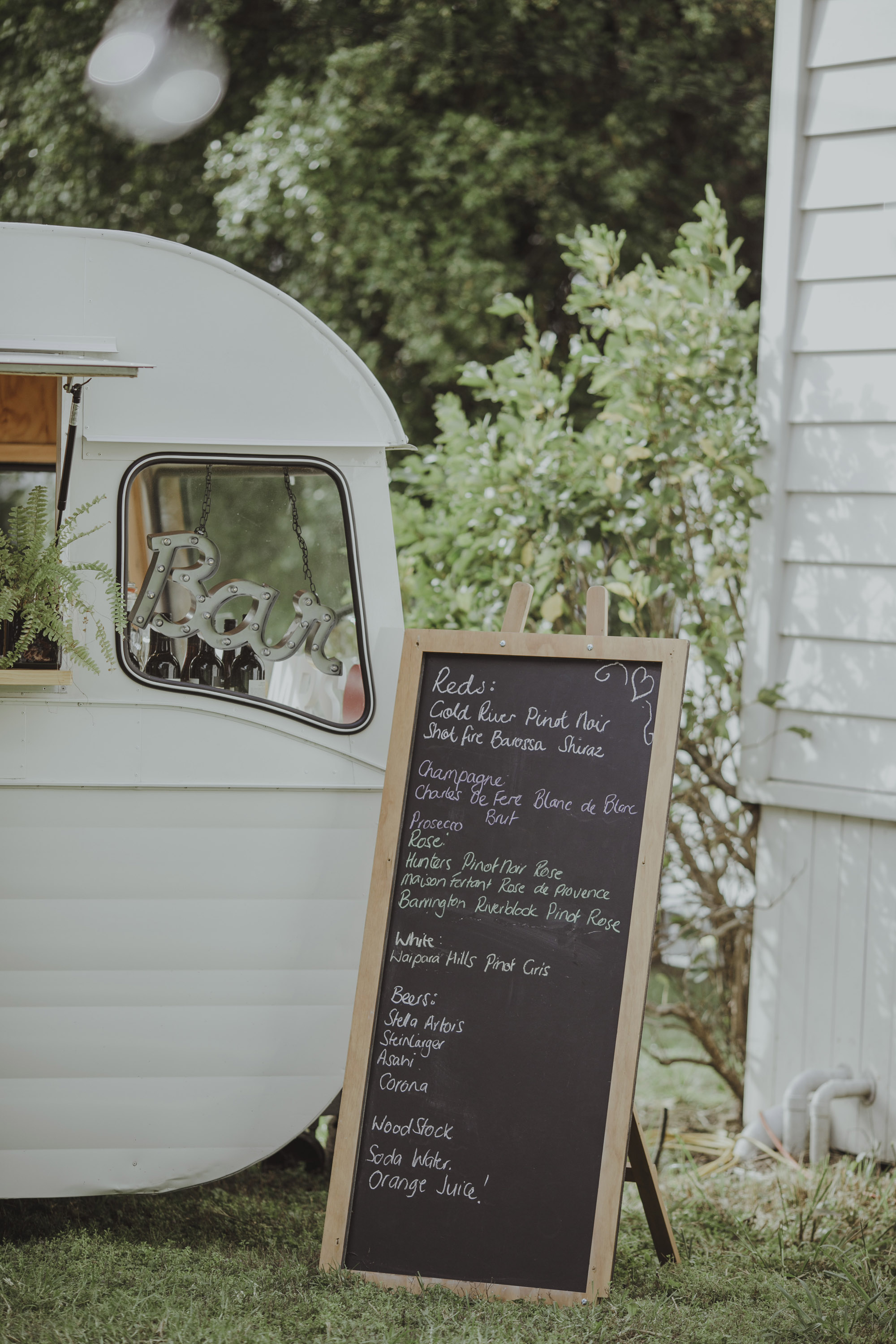 44 A low key New Zealand Estate wedding with a bohemian vintage vibe
