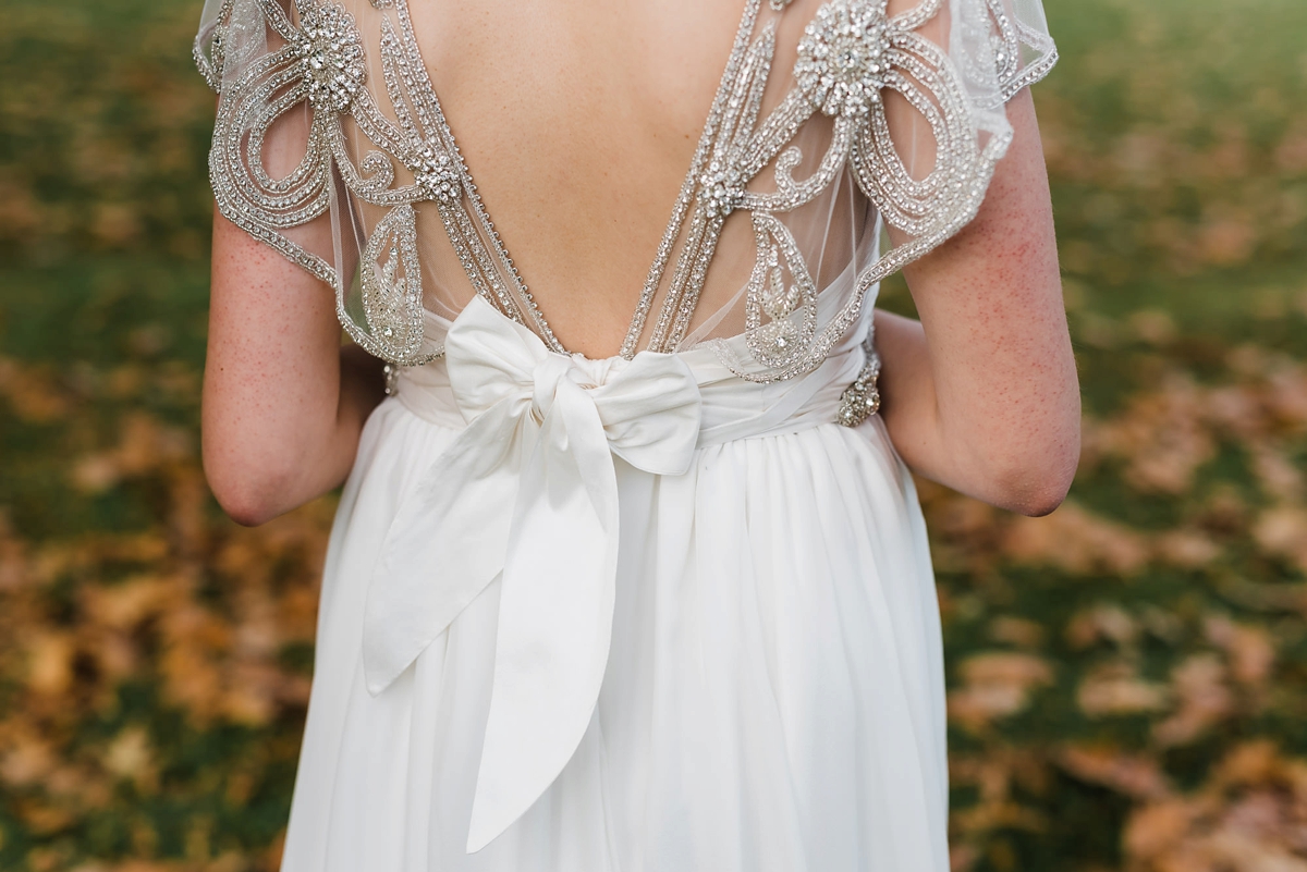 51 An Anna Campbell gown for a countryhouse wedding filled with a speakeasy vibe. Images by Su Ann Simon