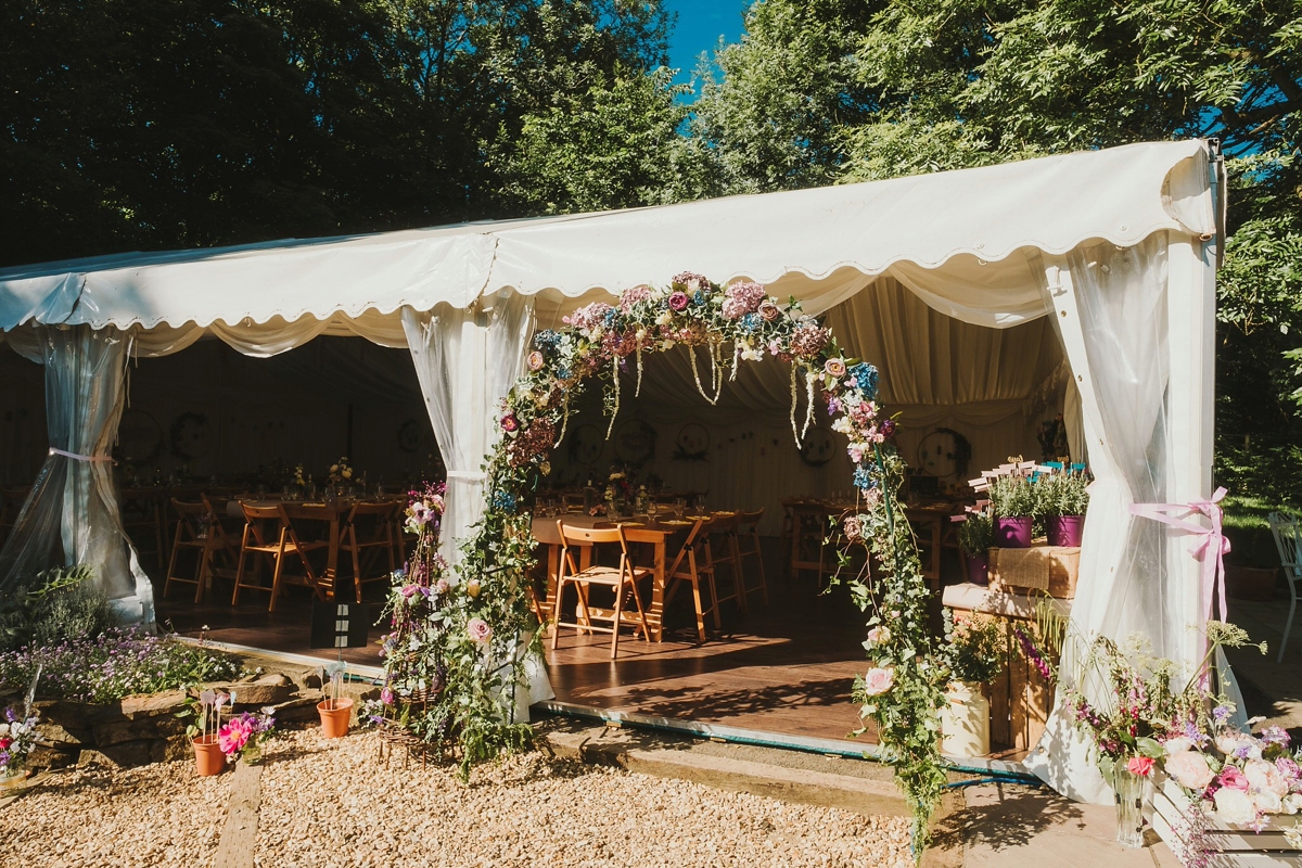 53 A Jenny Packham gown for a DIY wedding in the country