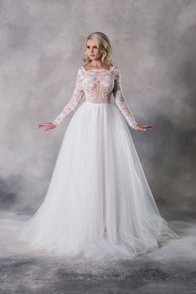 Anna Georgina Bella top Emma skirt front 1 - Introducing Anna Georgina By Kobus Dippenaar - Sensual + Cosmopolitan Modern Wedding Dresses Anna Georgina Bella top Emma skirt front 1