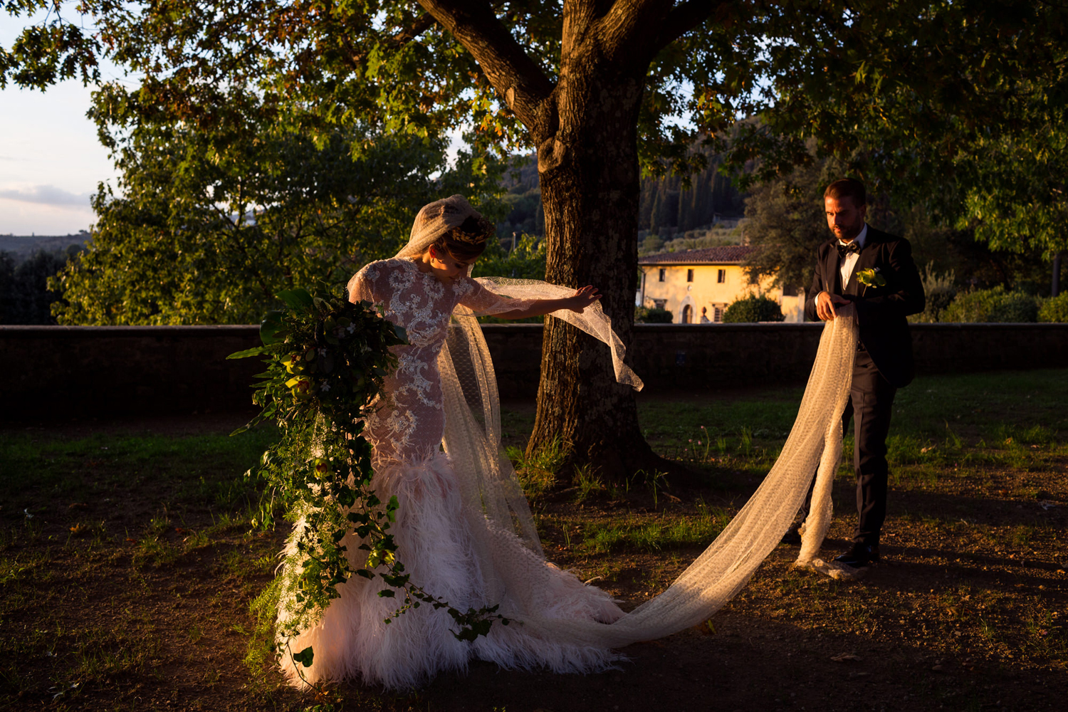 31 A colourful and flamboyant Florentine Fiesta wedding