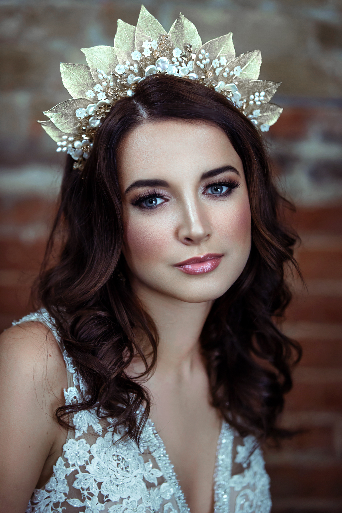 Statement bridal crown by Hermione Harbutt 11