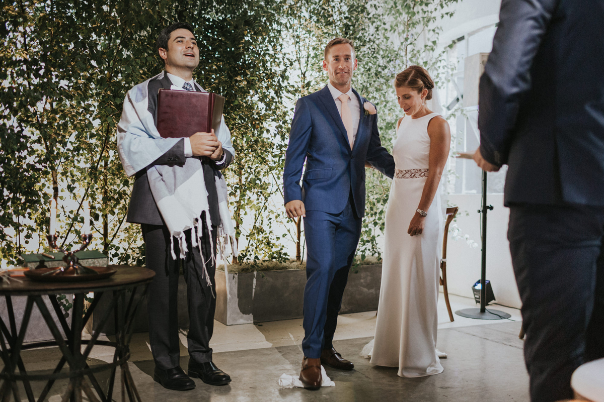 32 Peach pretty Jewish wedding va Westenius dress. Photography by We Heart Pictures.