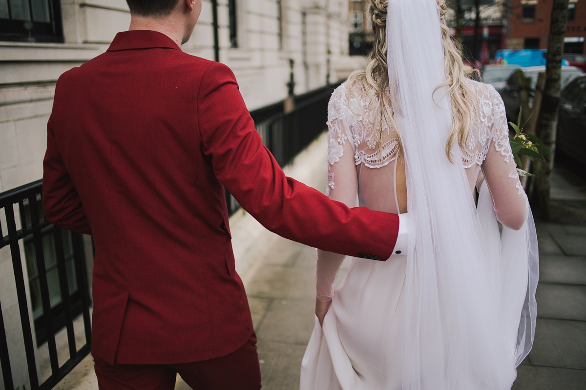 39 A customised 1970s dress for a modern non traditional London wedding. Images by Lisa Jane Photography