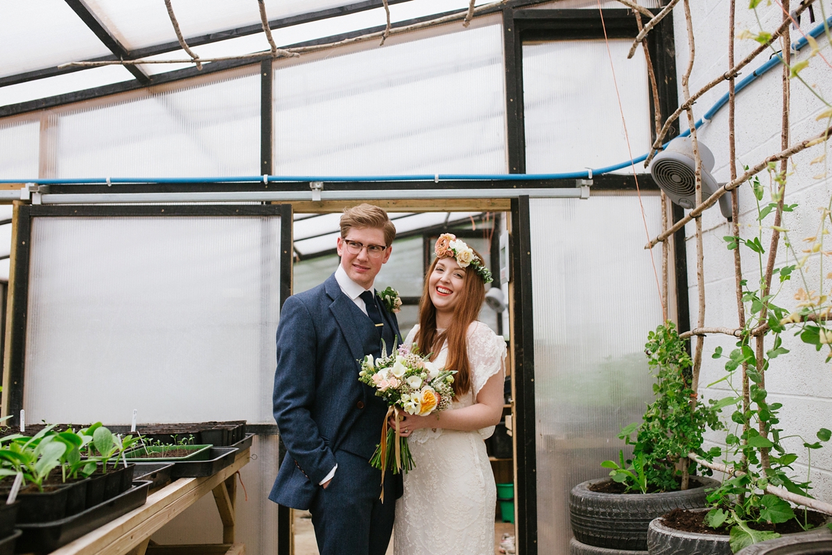 39 A minna eco friendly dress rainy day wedding Photography by Emma Case