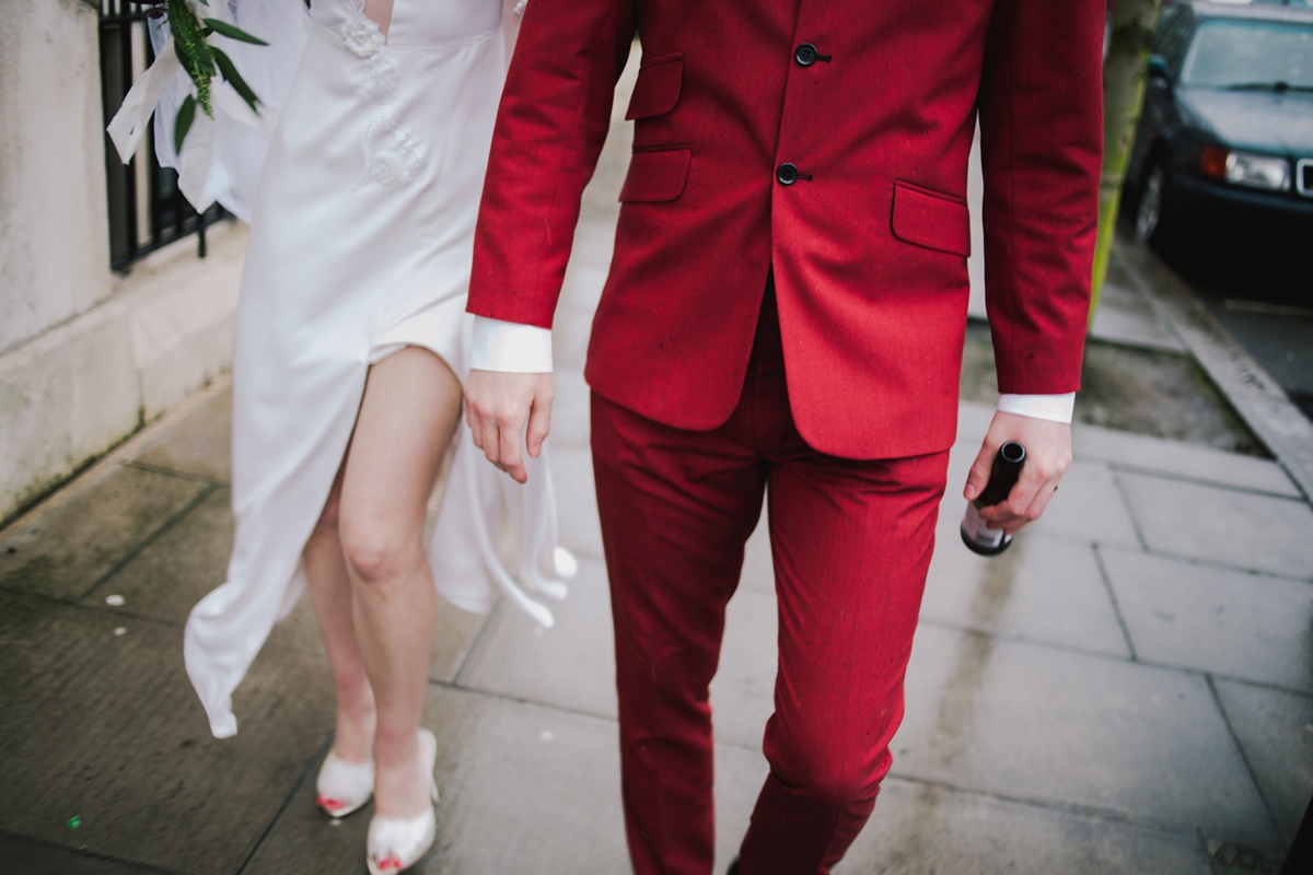 46 A customised 1970s dress for a modern non traditional London wedding. Images by Lisa Jane Photography
