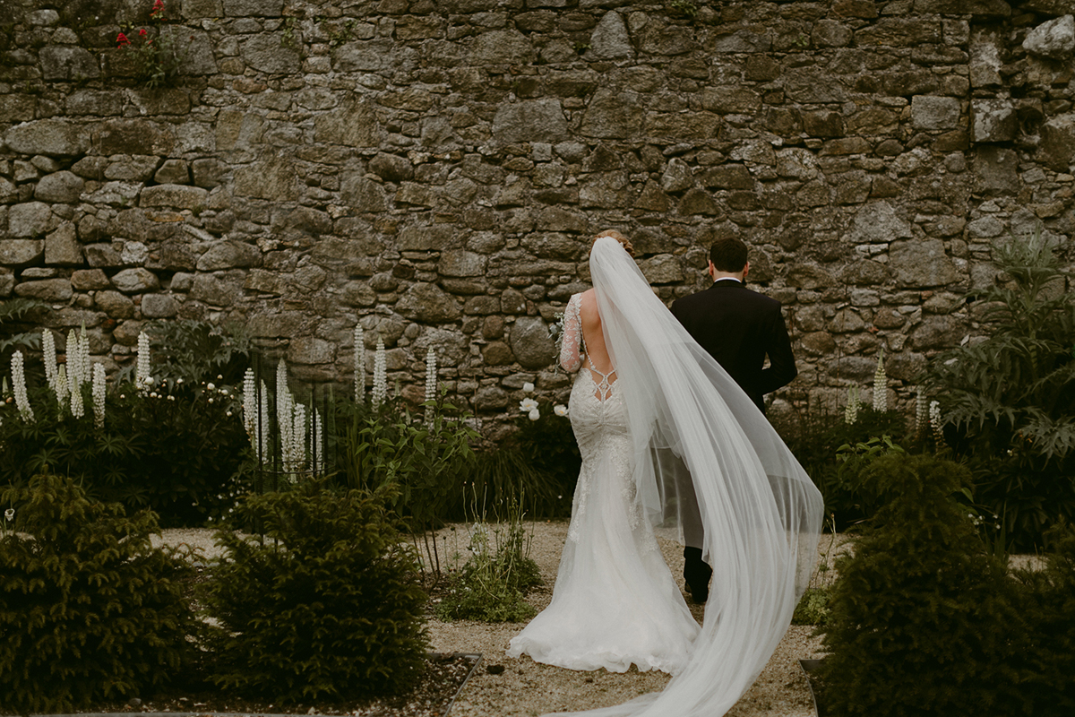 81 Galia Lahav glamour Irish country house wedding. Photography by Adam and Grace
