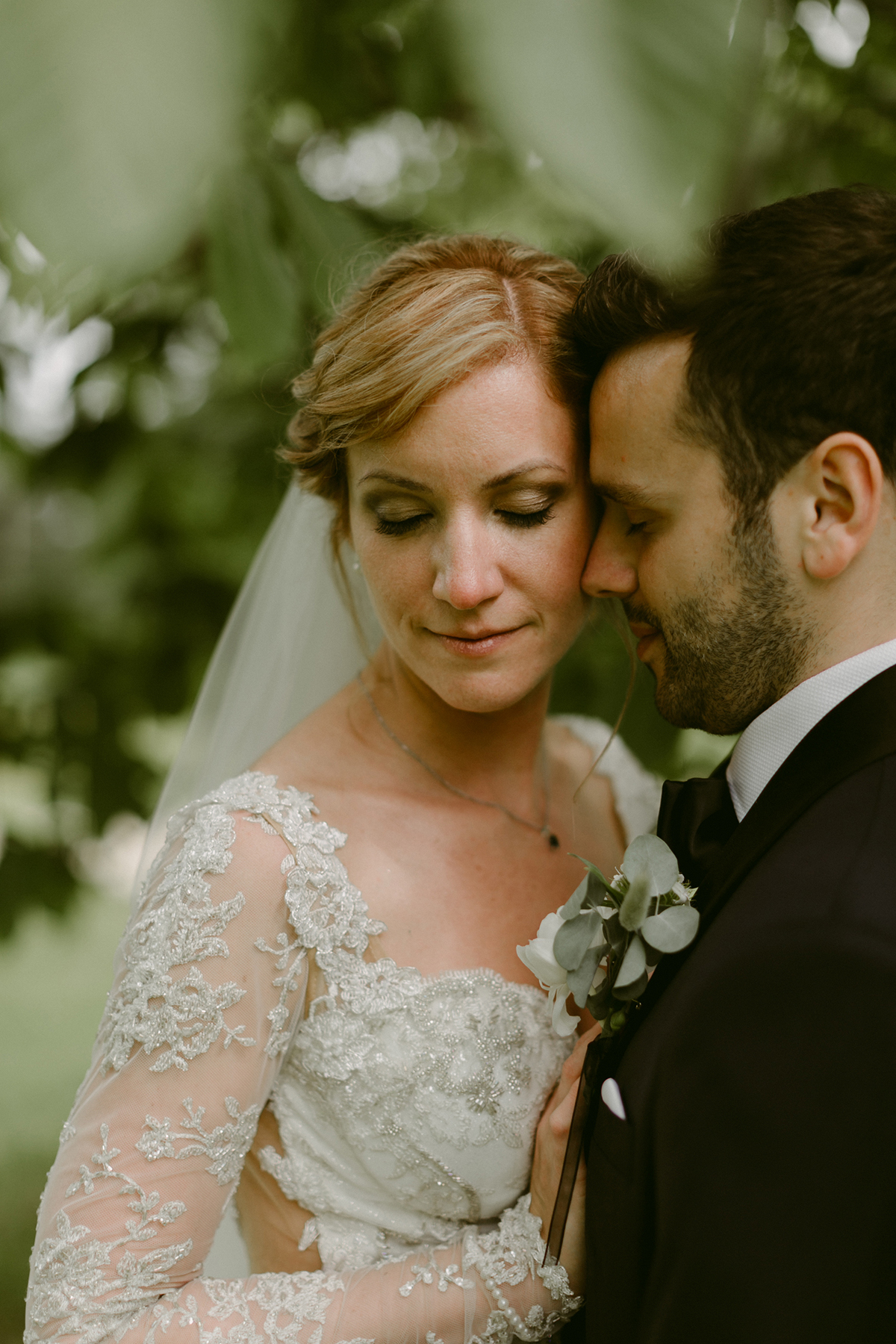 87 Galia Lahav glamour Irish country house wedding. Photography by Adam and Grace