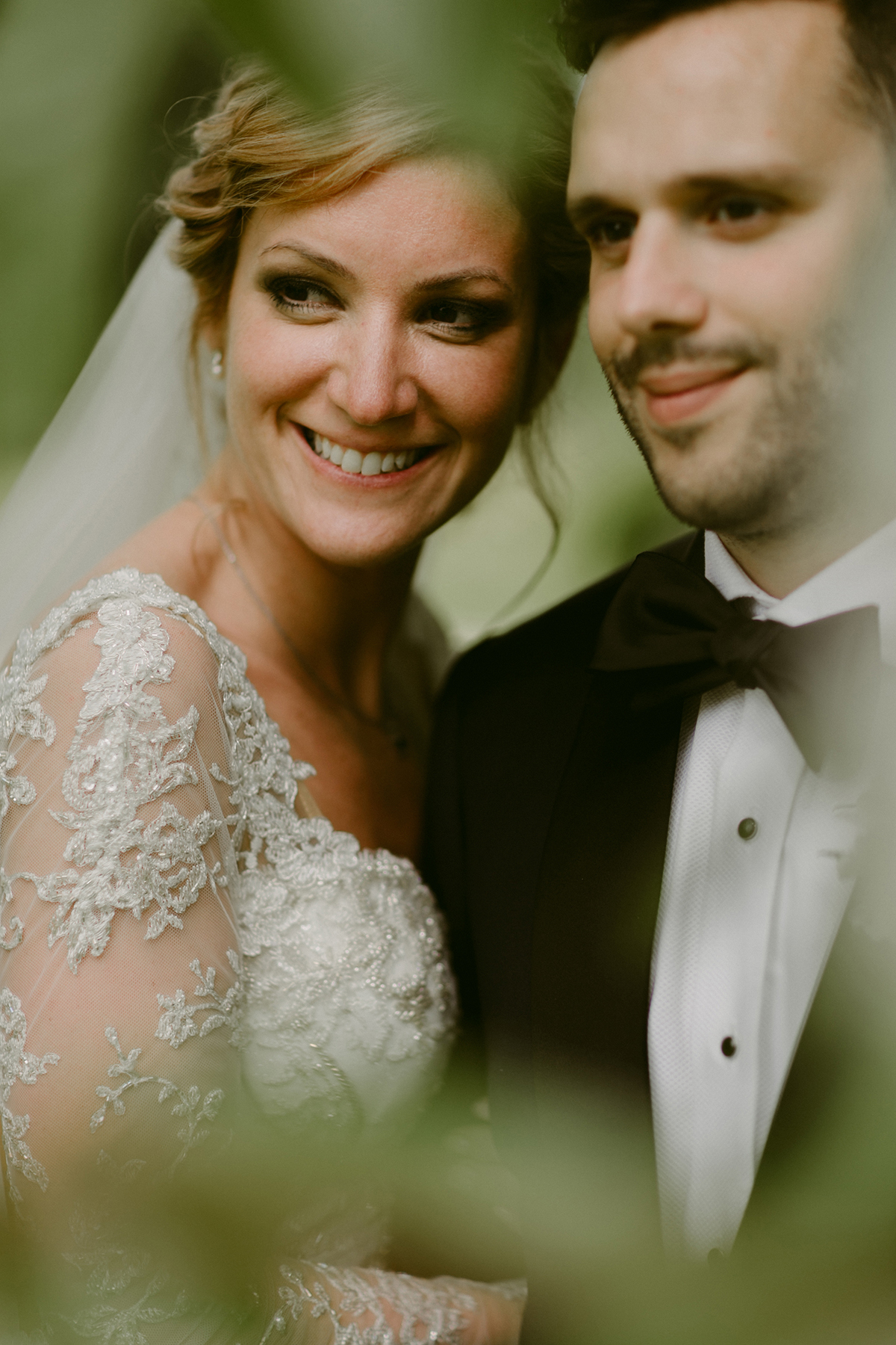 89 Galia Lahav glamour Irish country house wedding. Photography by Adam and Grace