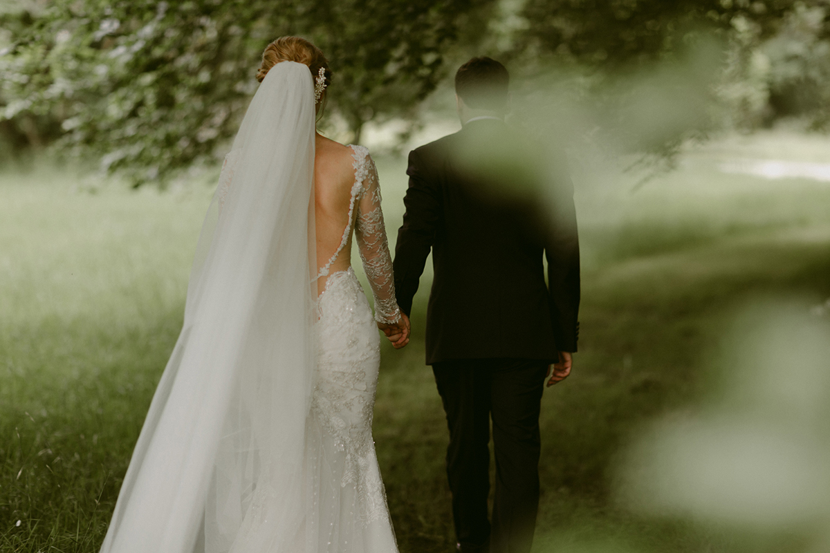 92 Galia Lahav glamour Irish country house wedding. Photography by Adam and Grace