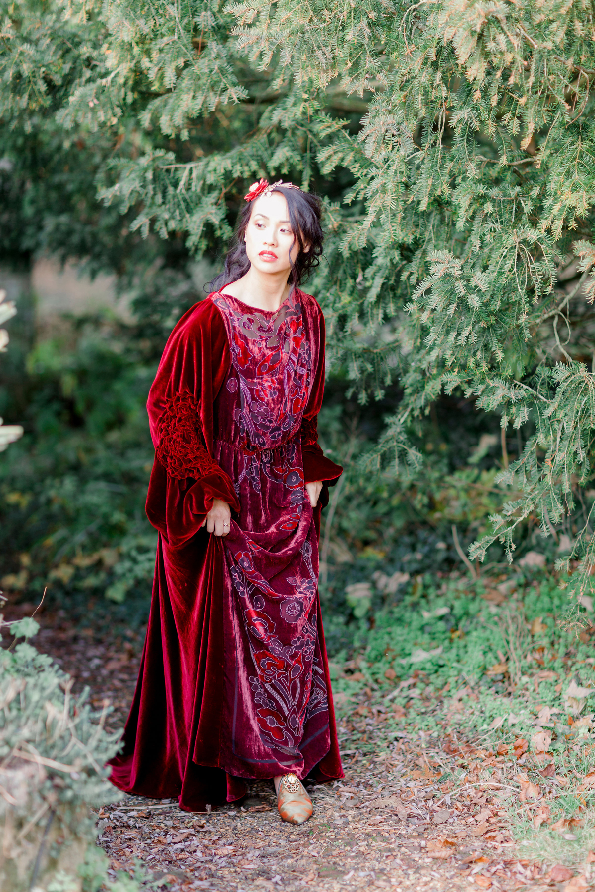 45 Edward Burne Jones and The Legend of Briar Rose featuring Joanne Fleming Gowns