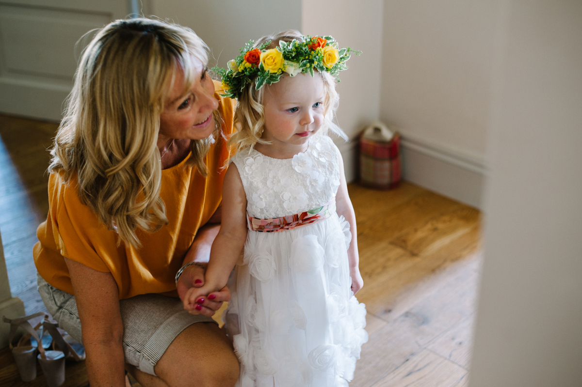 8 A vibrant handmade tipi wedding