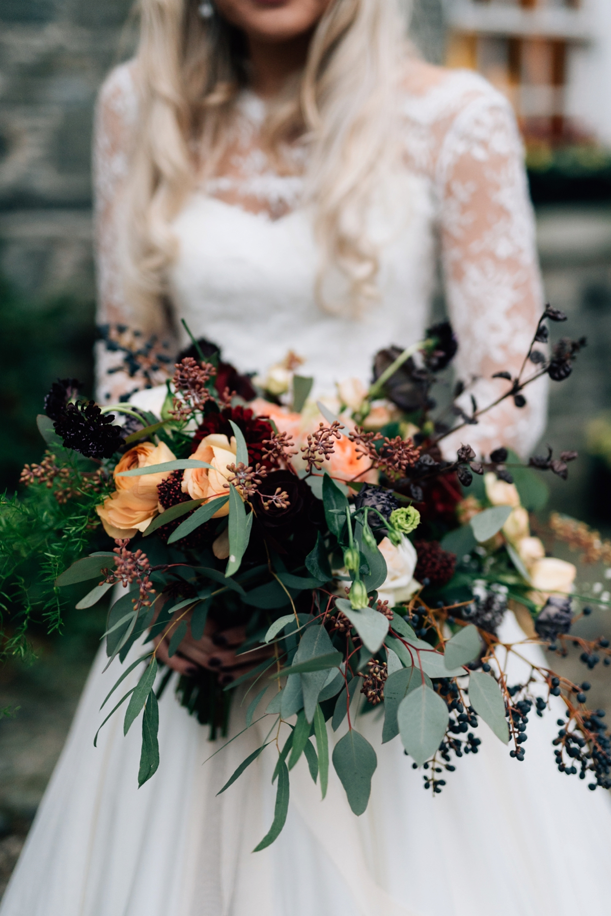 Christmas wedding with a Naomi Neoh dress Simon Hutchinson Photography 41