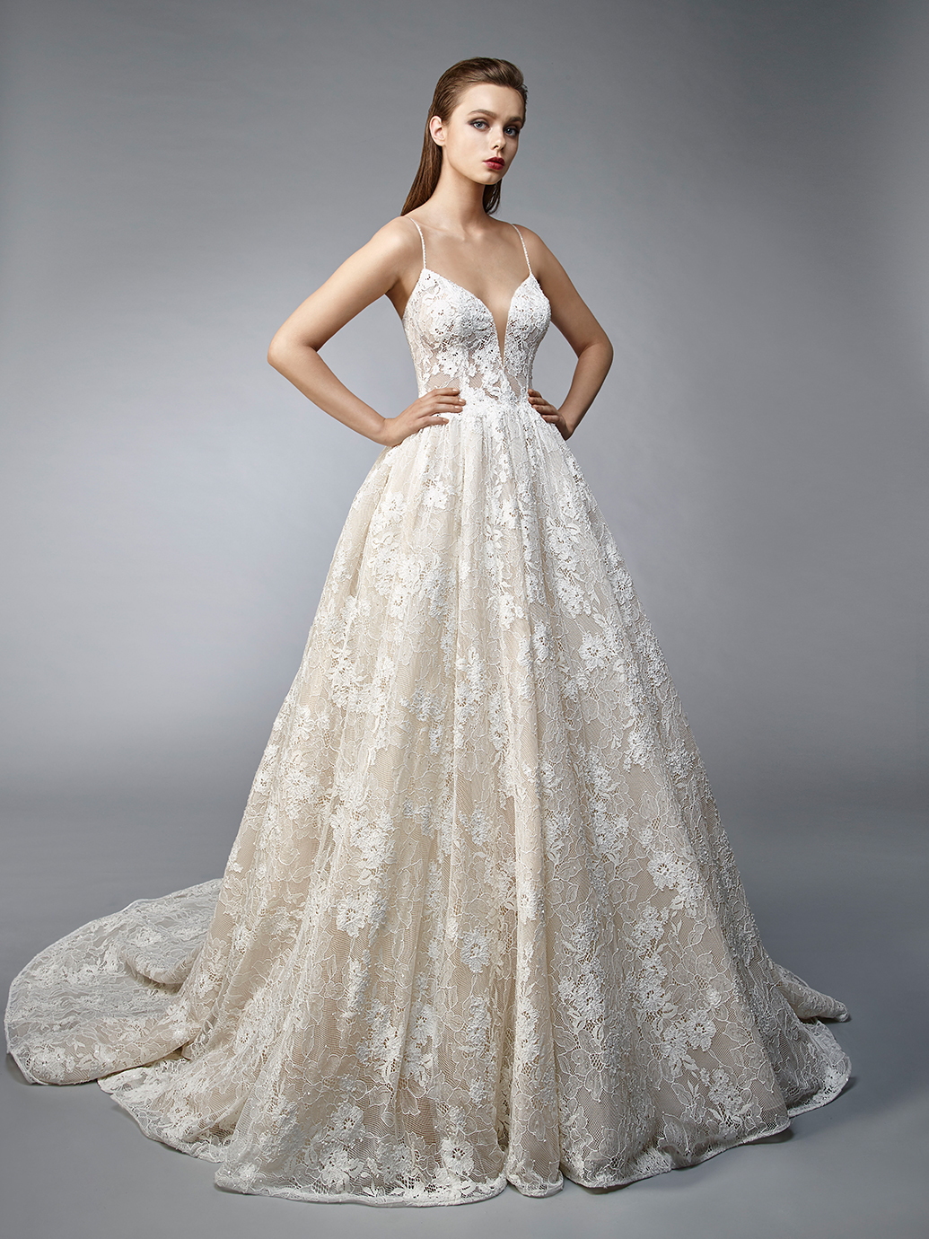 Enzoani 2019 Pro Nalee Fro Web