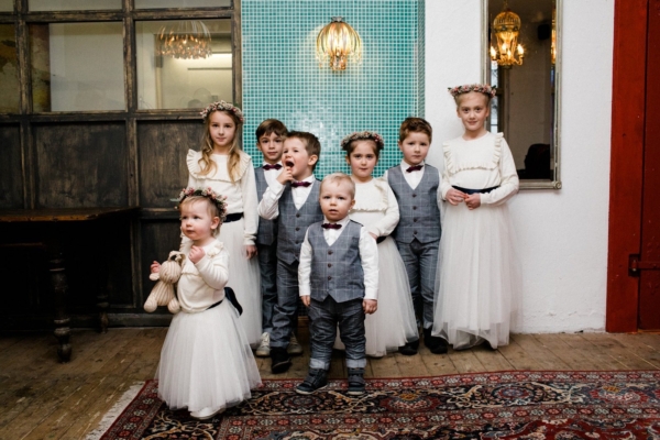 Old Hollywood Glamour For a Magical Winter Wedding in a Converted Railway Depot in Berlin