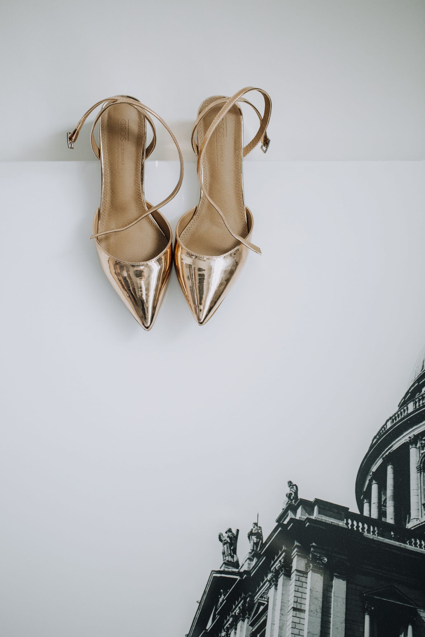 01 gold pointed wedding shoes