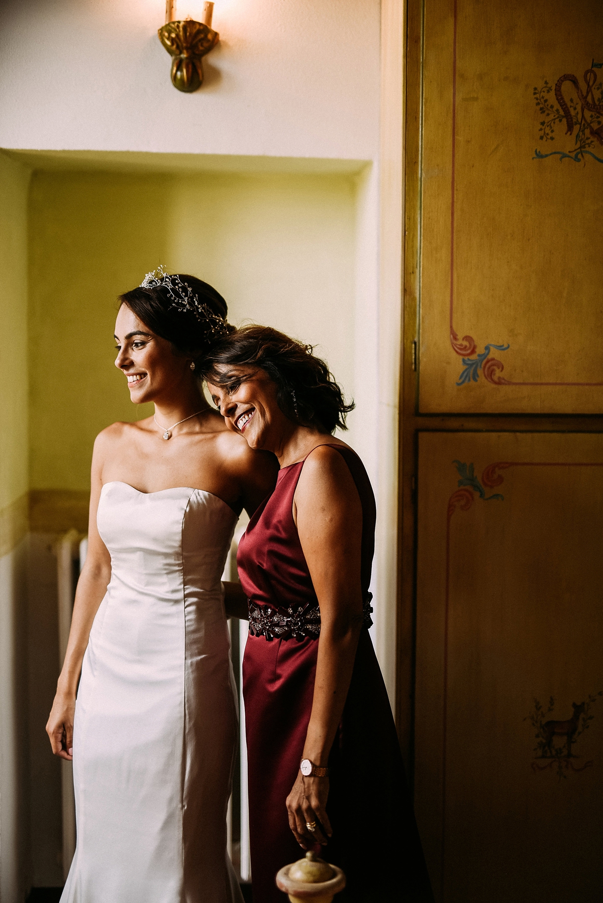 11 Sanyukta Shrestha ethical wedding dress in Umbria Italy