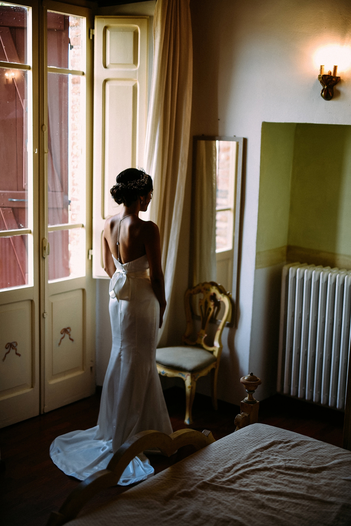 15 Sanyukta Shrestha ethical wedding dress in Umbria Italy
