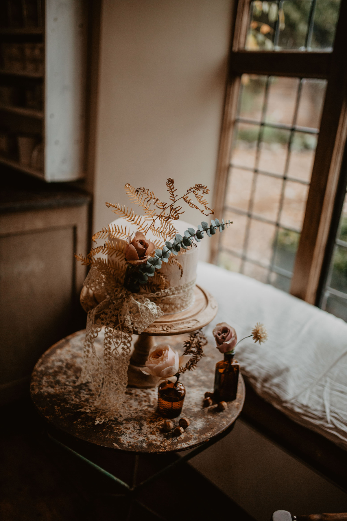 33 Romantic peach modern meets vintage bridal inspiration