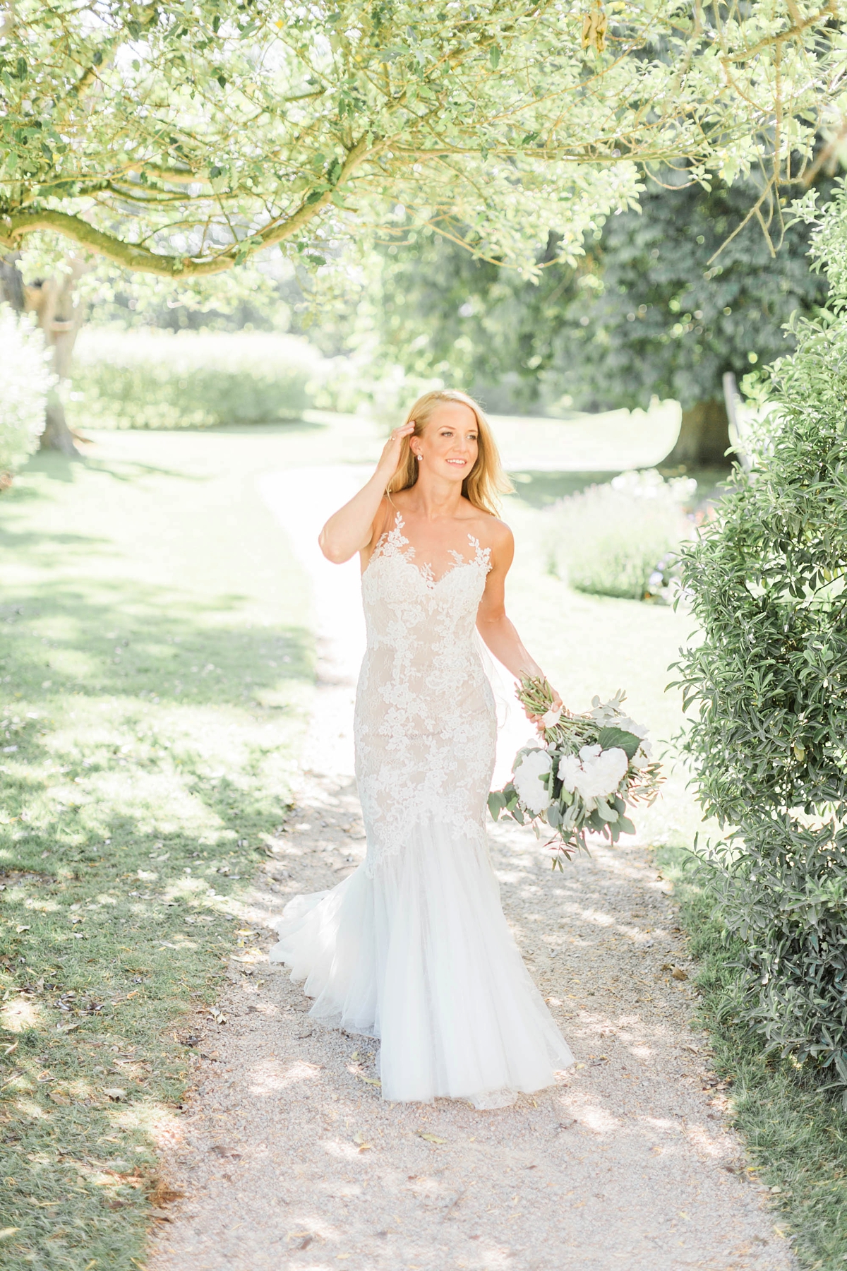 An Elegant and Pared Back Summer Wedding at Newton Hall Northumberland 28