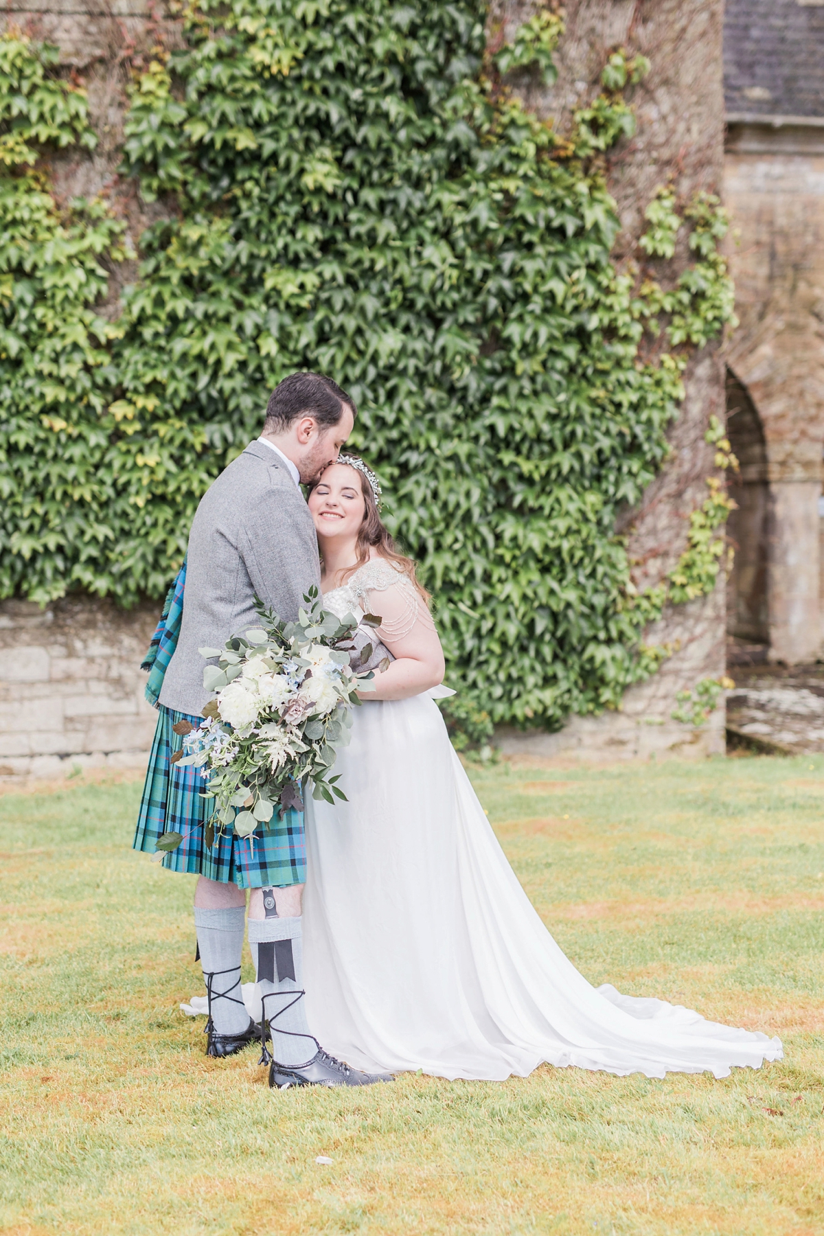 Anna Campell dress Scottish handfasting wedding 23