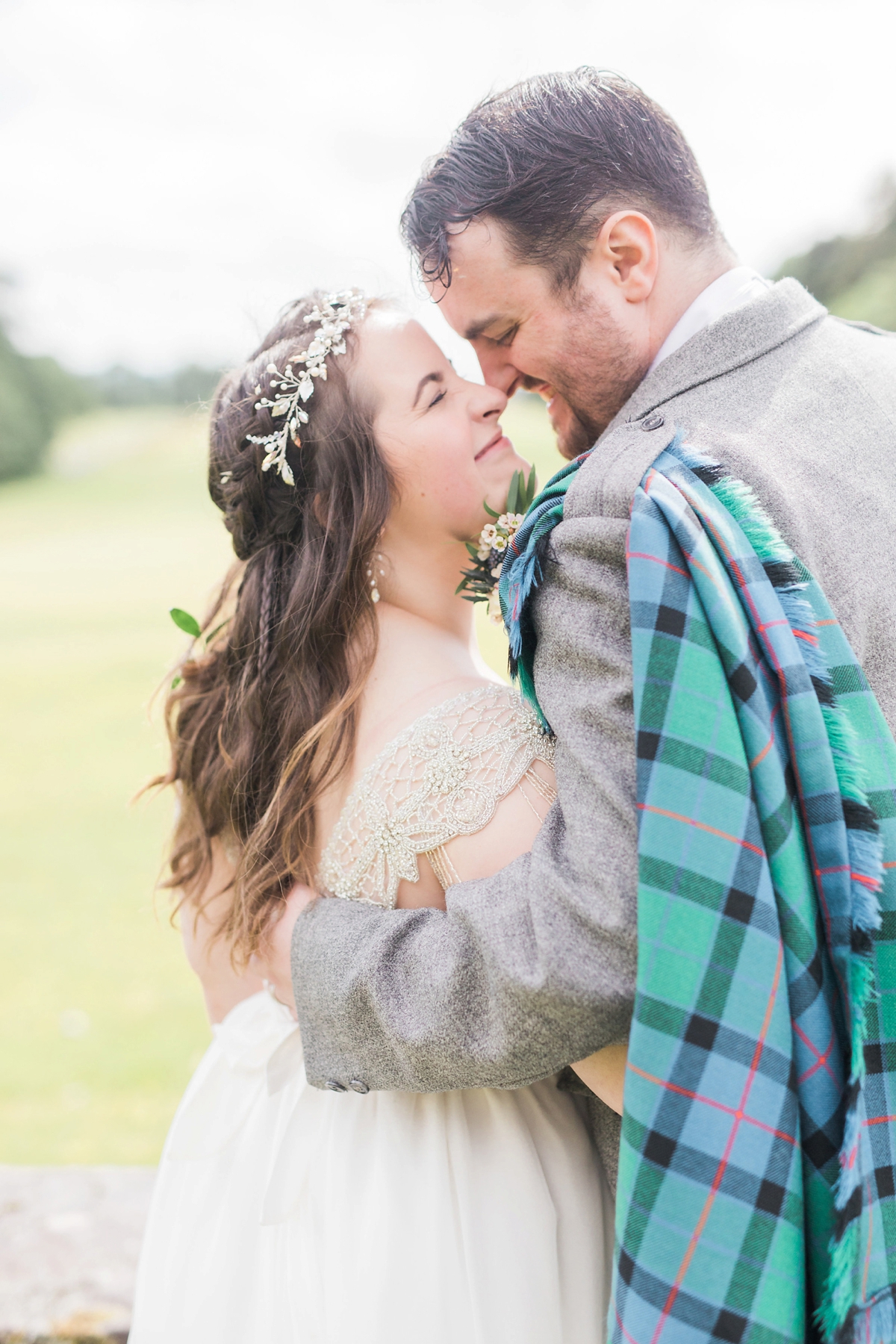 Anna Campell dress Scottish handfasting wedding 27