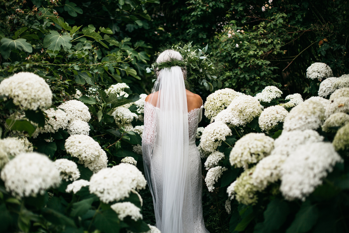 Dewsall Court wedding venue Herefordshire Gardens Chris Barber Photography5