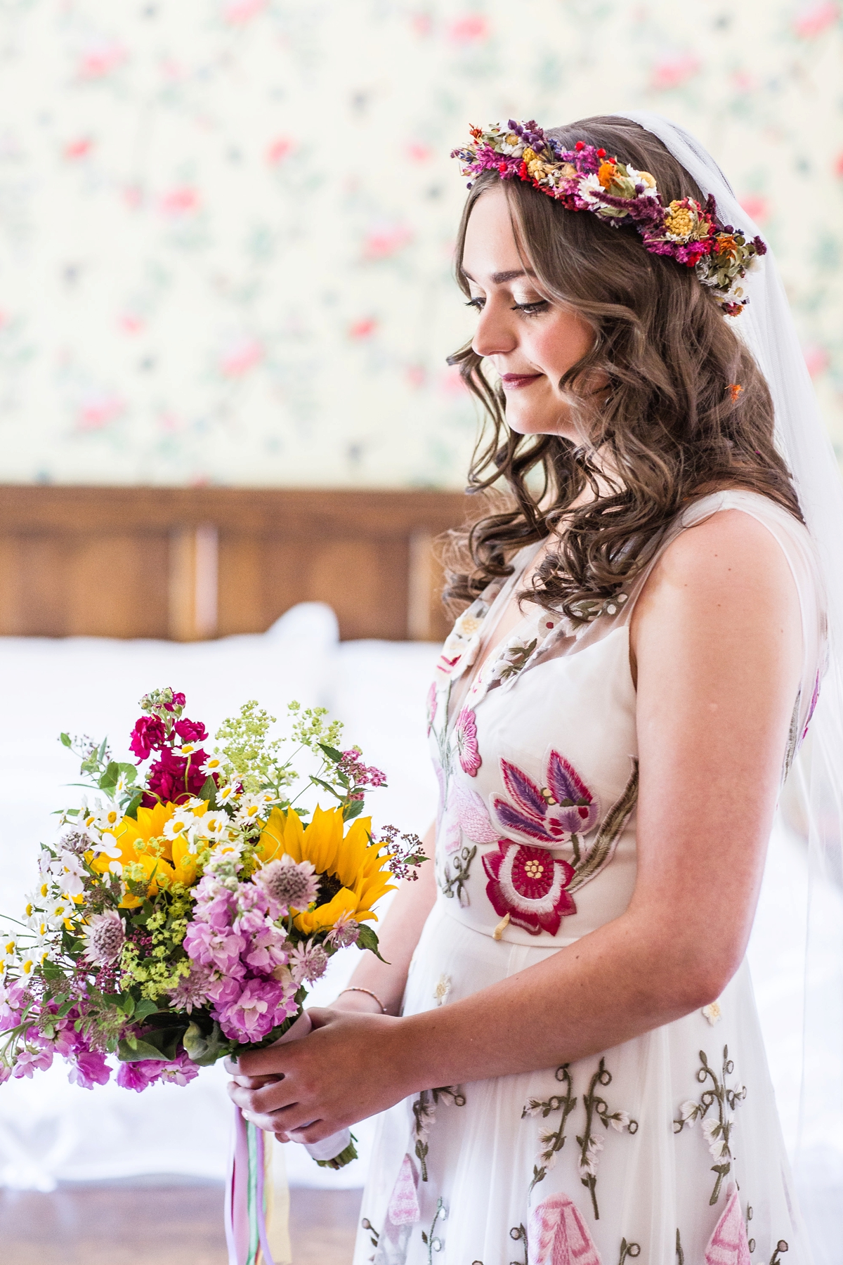 Floral Temperley gown for a colourful outdoor Scottish wedding 13