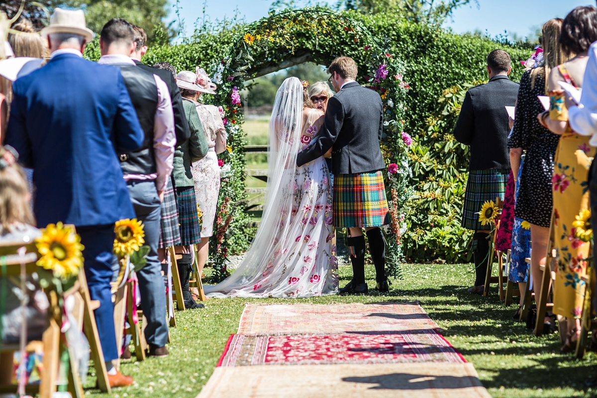 Floral Temperley gown for a colourful outdoor Scottish wedding 16