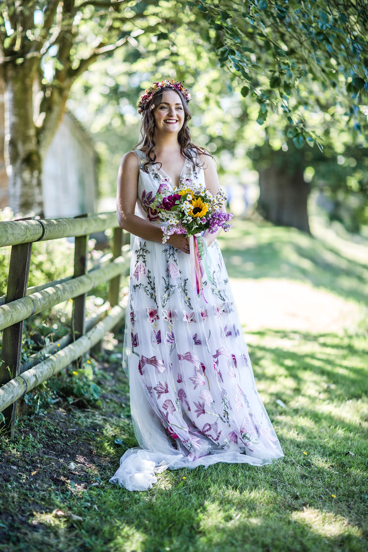 Floral Temperley gown for a colourful outdoor Scottish wedding 26