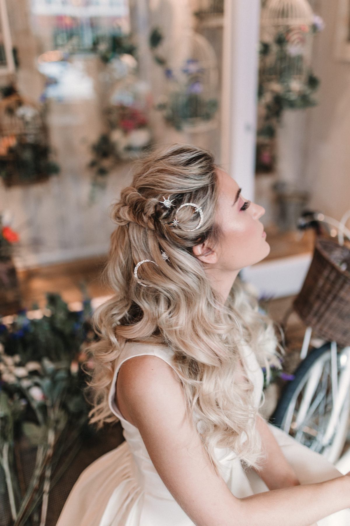 Modern cool pink bridal inspiration 17