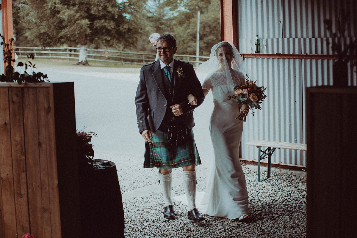 Raimon Bundon ress Dalduff Farm Wedding 13