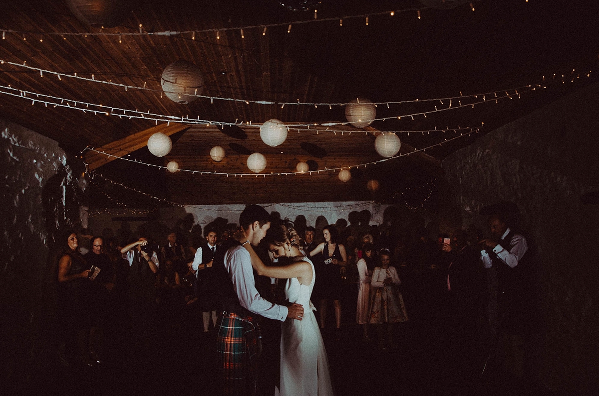 Raimon Bundon ress Dalduff Farm Wedding 34