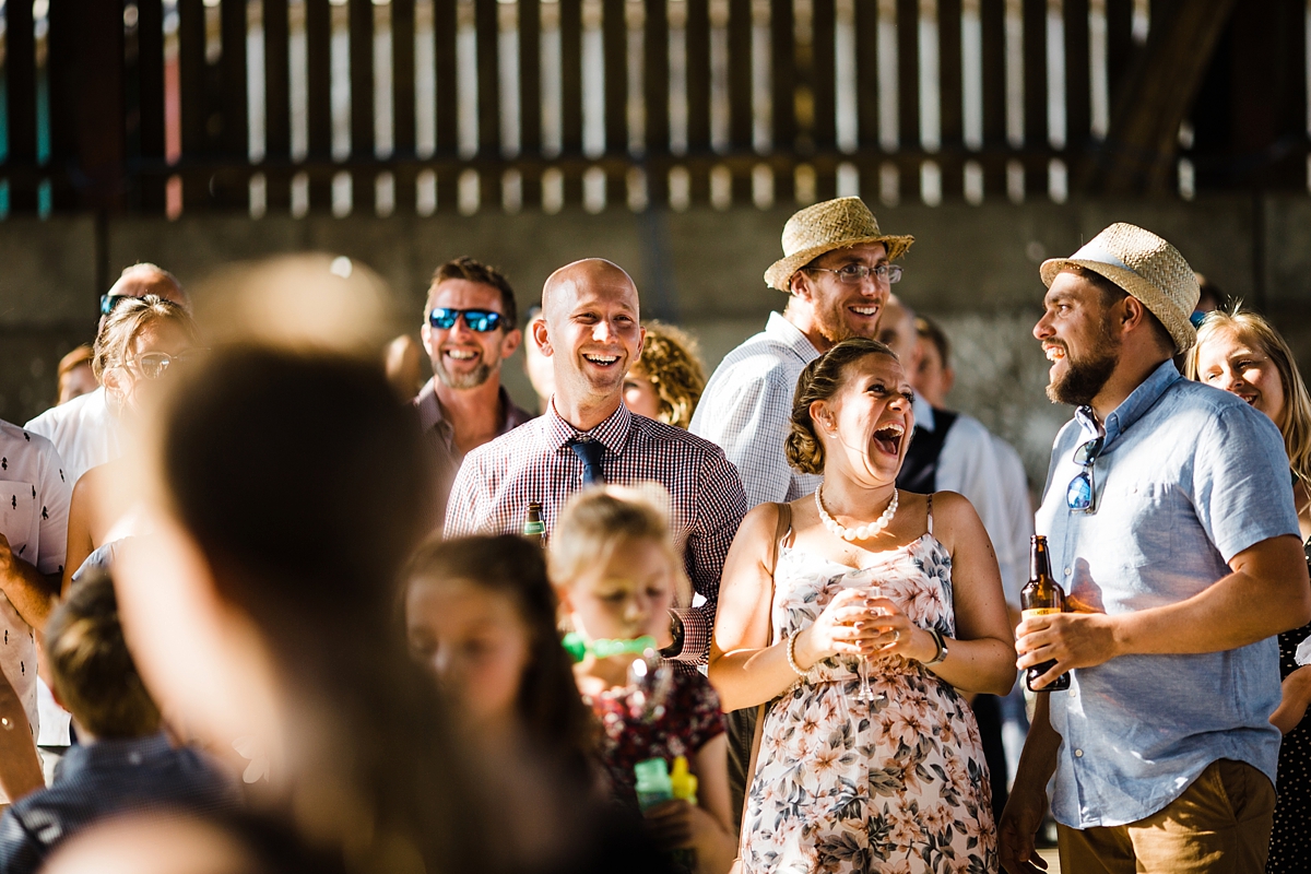 28 Nature inspire homespun farm wedding