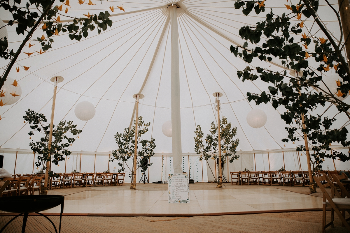 33 Scandi inspired River Thames wedding London