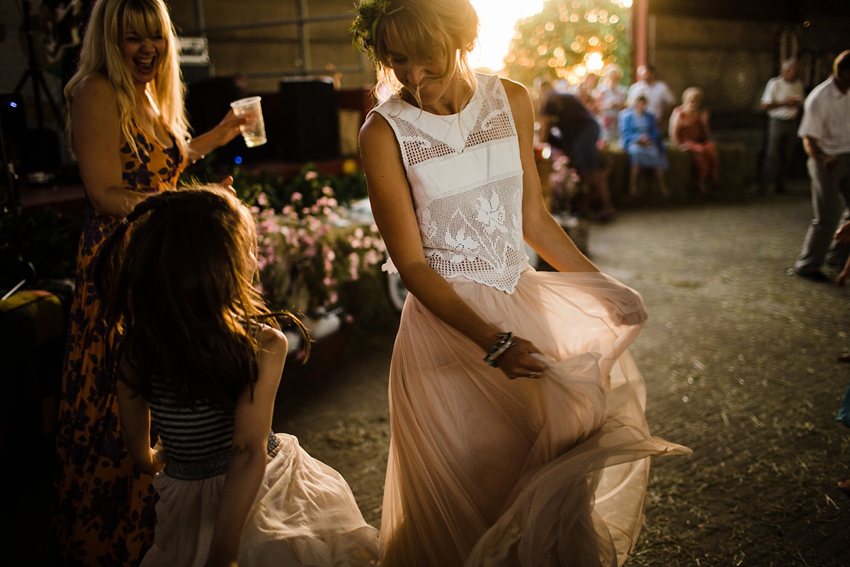 46 Nature inspire homespun farm wedding