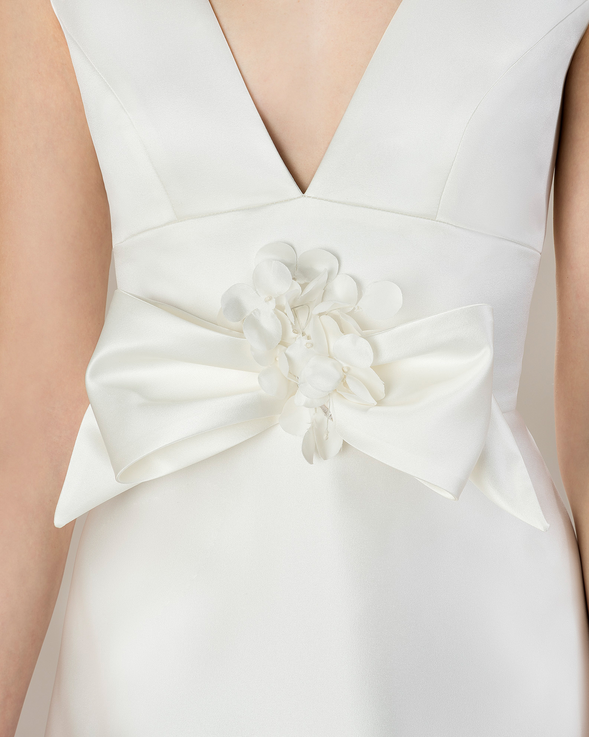 Jesus Peiro size diversity for brides 8029c - Jesus Peiro Wedding Dress Size Diversity - Bridal Fashion for Everybody & Every Body Jesus Peiro size diversity for brides 8029c