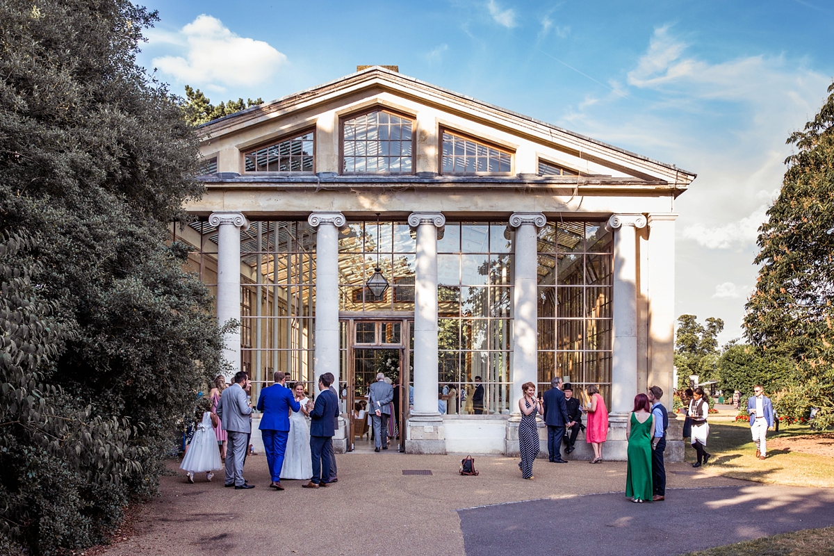 Phillipa Lepley bride Kew Gardens wedding 17