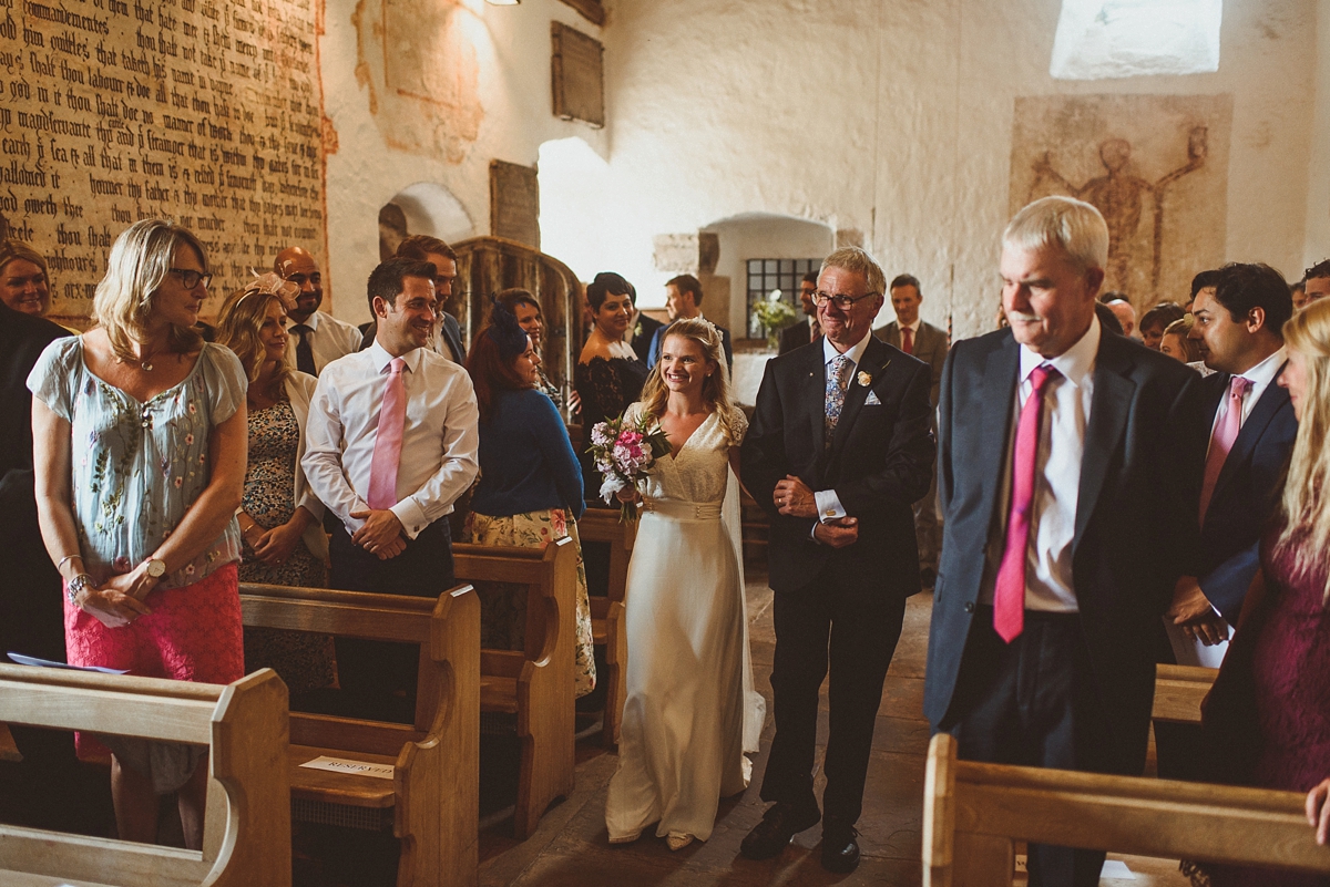 21 Laure de Sagazan rural idylic wedding Brecon Beacons